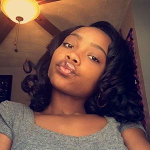 Meet your Posher, Terah